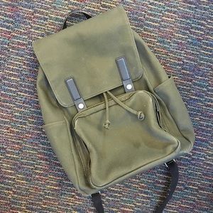 Everlane Modern Snap Backpack